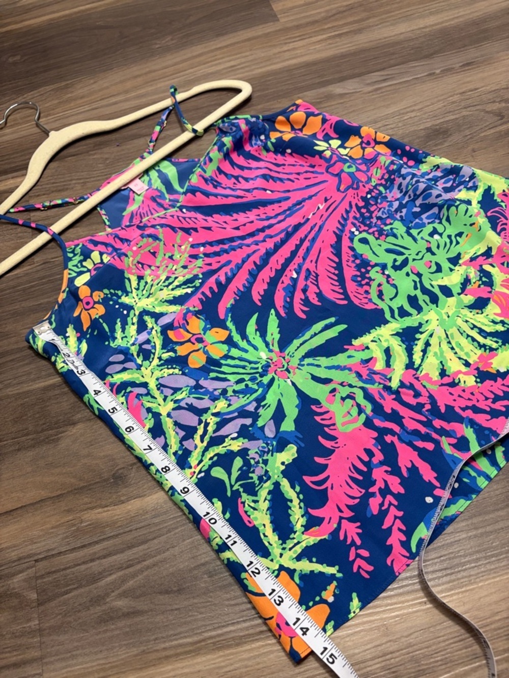 LILLY PULITZER 100% SLIK DUSK RACERBACK TAN NEON FLORAL PRINT SIZE XS - Picture 6 of 8